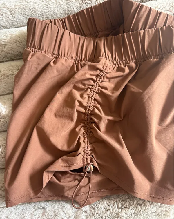 ALO Yoga Cinch It Chestnut High-Rise Athletic Running Shorts - Image 7