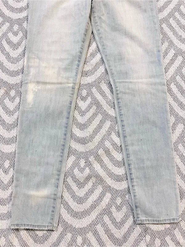 ABERCROMBIE & FITCH High Rise Super Skinny Beaded Light Wash Jeans 10 NWT - Image 4