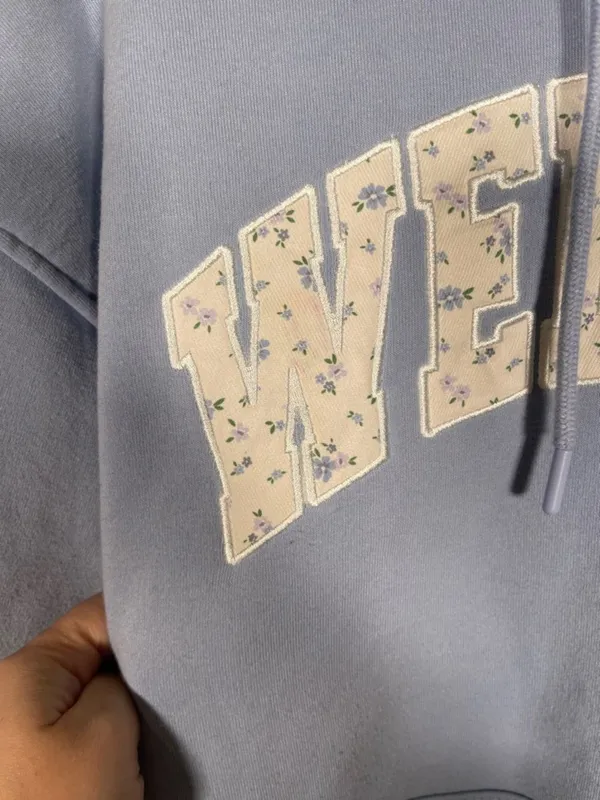 Better Together Womens Boutique Weekend Floral Hoodie Sweatshirt Medium - Image 3