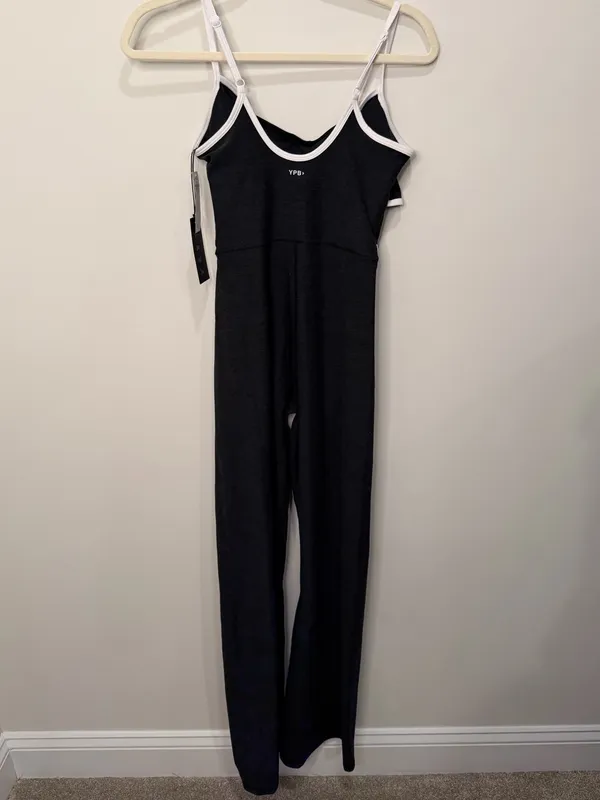 Abercrombie‎ YPB EverydaySOFT Black White Wrap Jumpsuit NWT Size Medium - Image 6