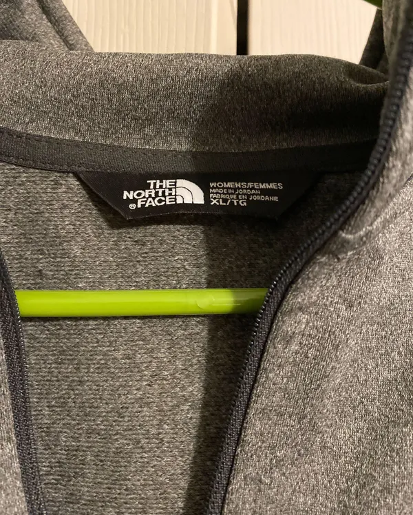 Women’s North Face Pullover - Image 3