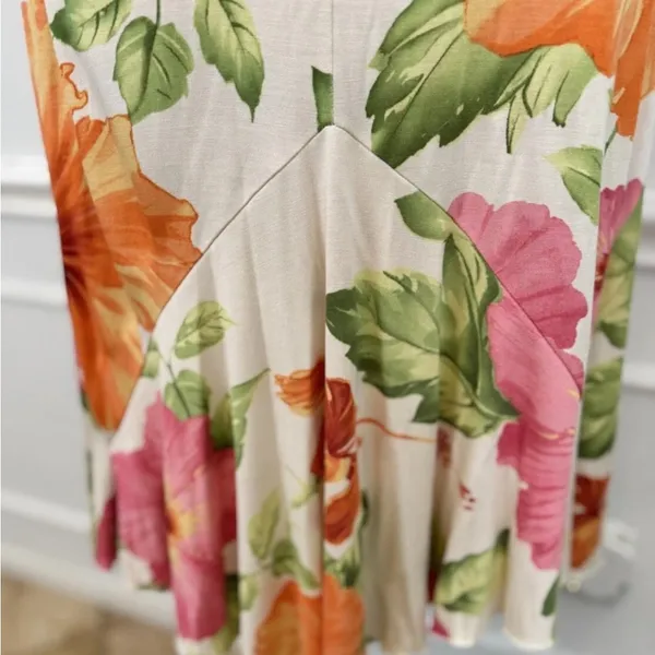 Tommy Bahama Floral Silk shift Dress with Orange and Pink Accents - Image 3