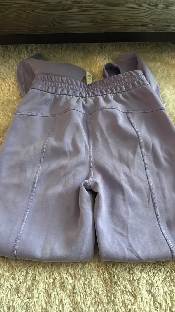 Lululemon Cargo Pants - Image 4