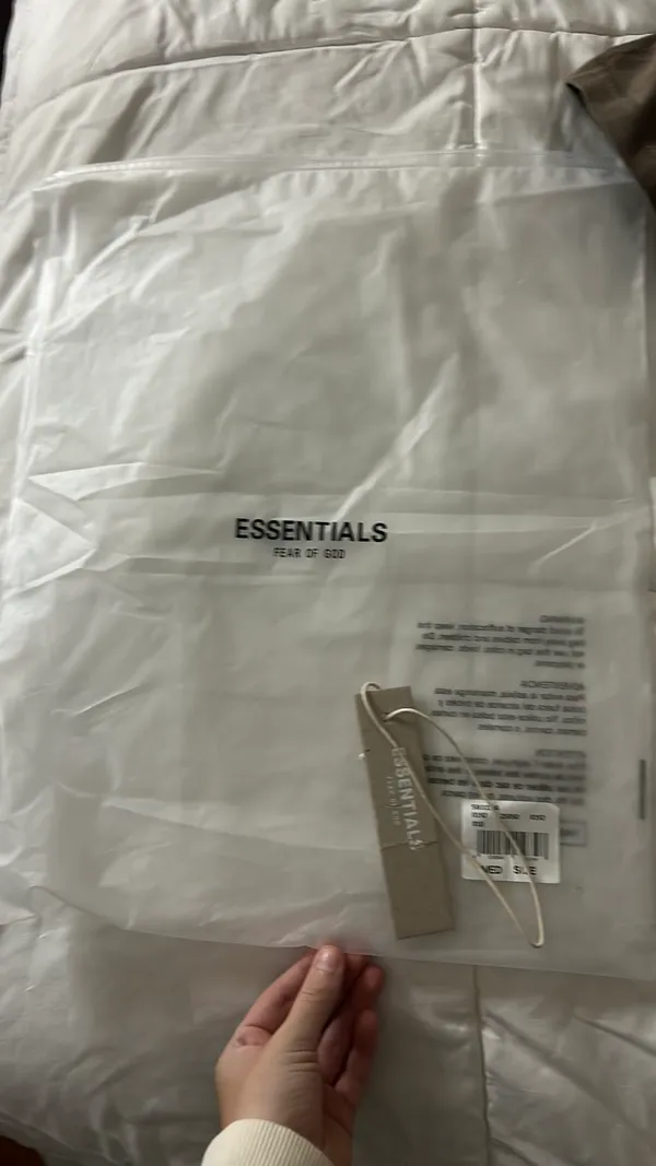 Essentials Fear of God Shirt Tee - Image 3