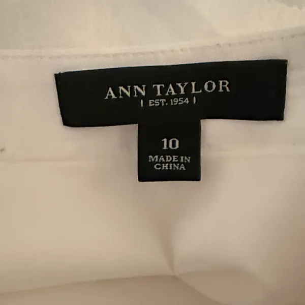 Ann Taylor Elegant White Lined Tiered Skirt - Image 6