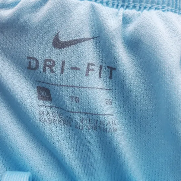 Nike Women's Blue and White Shorts Size XL Like New Only Washed But Noy Worn - Image 2