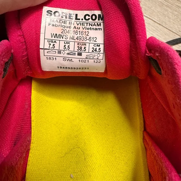 Sorel Kinetic Breakthru Sport Sneakers Women Size 7.5 Pink‎ Lace Up Athletic - Image 7