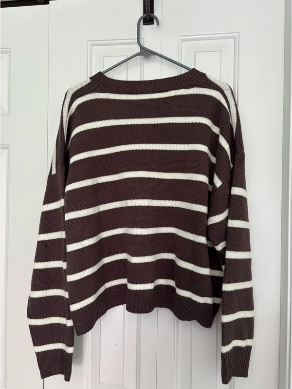 SheIn Striped Crop Sweater - Image 3