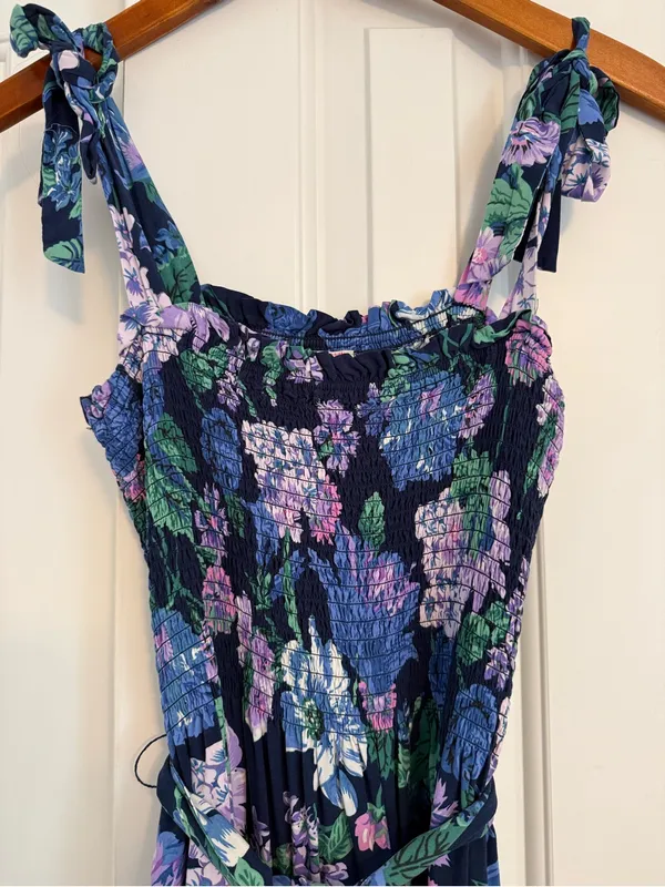 J.Crew Beachwear Smocked tie-shoulder dress in retro floral Size Small - Image 5