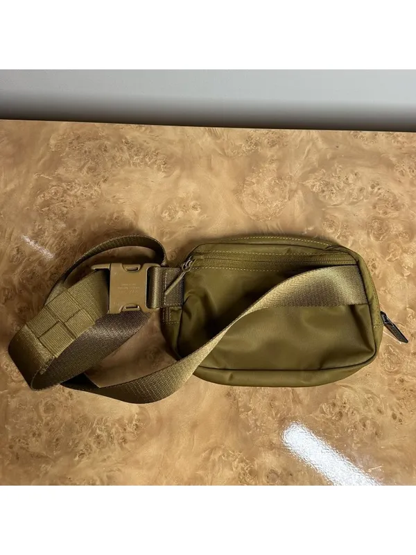 Lululemon Everywhere Belt Bag Olive Green Nylon Crossbody Waist Pack Black Logo - Image 4
