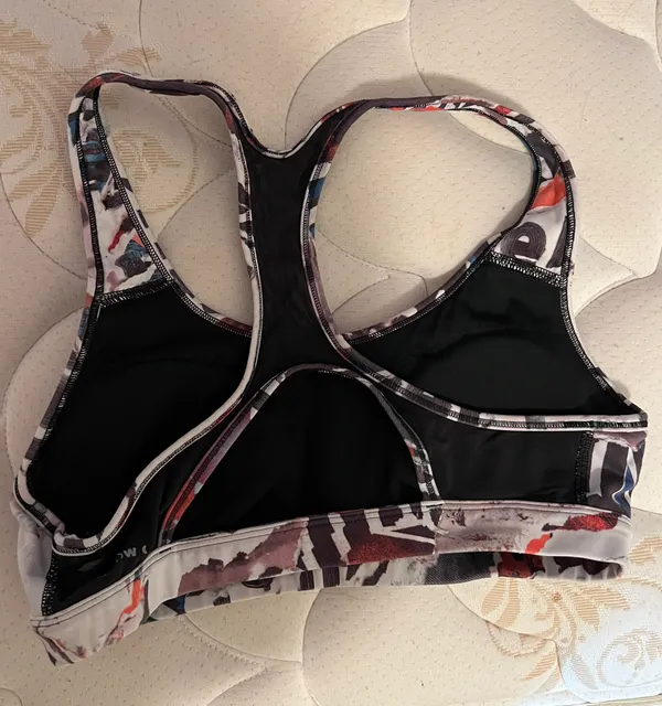 Reebok racerback sports bra - Image 7
