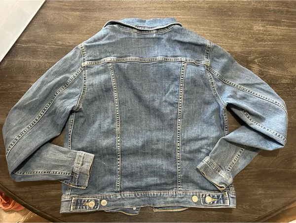 Levi’s Denim Jacket Women’s - Image 2