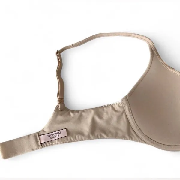 Victoria's Secret Body Underwire Padded Perfect Shape Bra size XS - Image 6