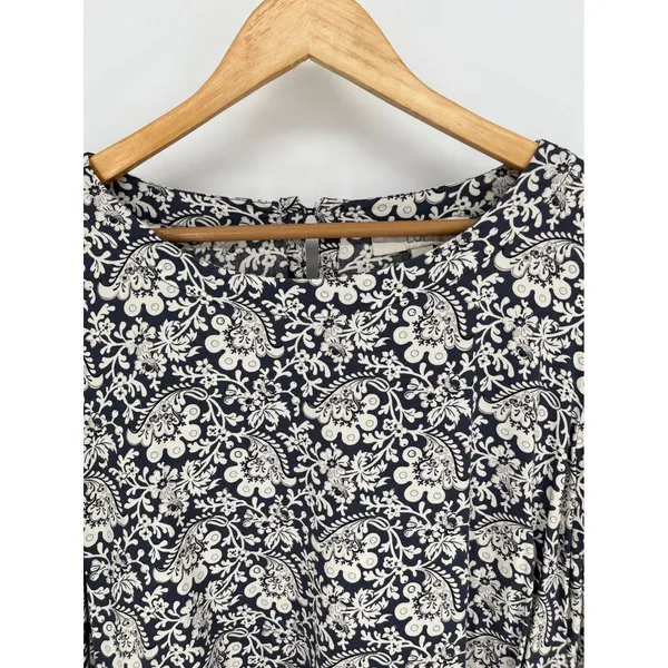 LOFT Blouse Women L Navy Blue White Floral Paisley Long Sleeve Keyhole Back - Image 4
