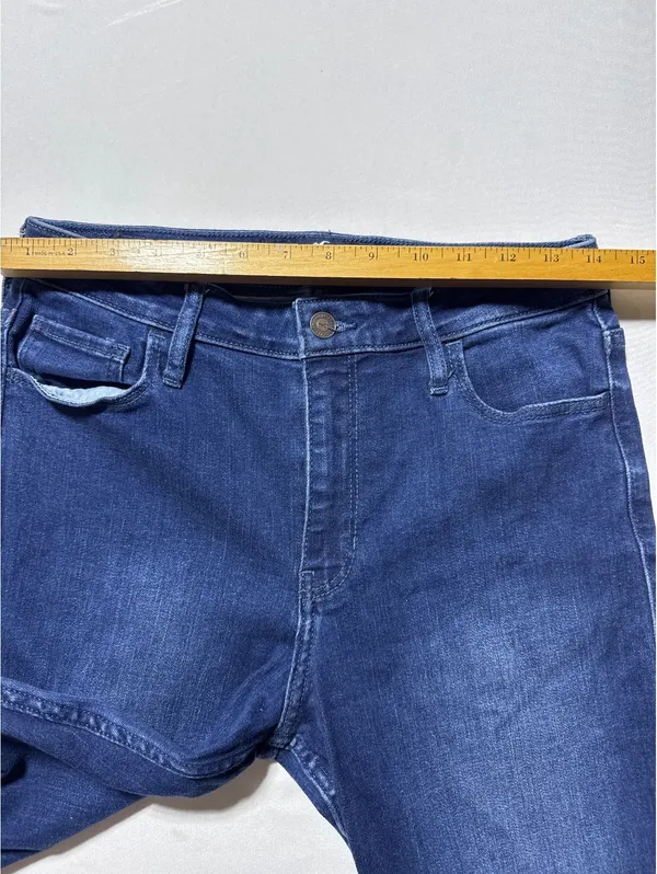 Hollister High-Rise Flare Jeans - W30 L31, Flare-tastic & Fr - Image 5