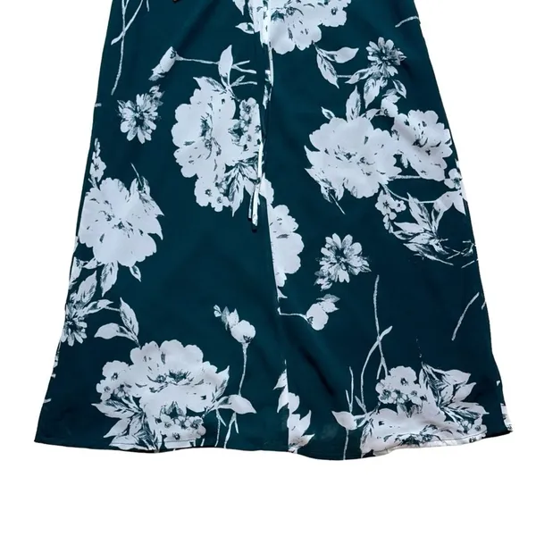 Lulu’s Flirtatious Essence Emerald Green Floral Lace Up Midi Dress US XS - Image 9