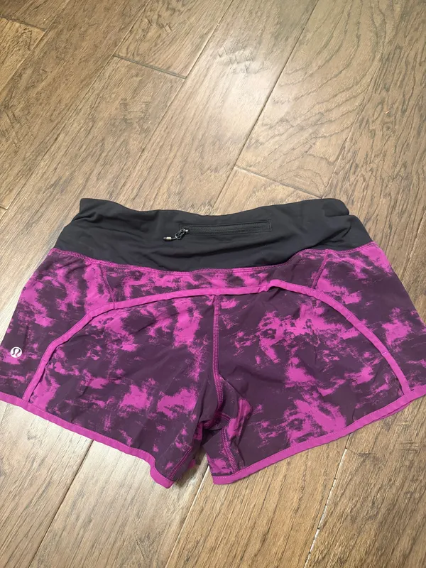 Lululemon Speed Up Shorts - Image 2