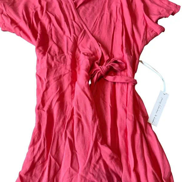 Young Fabulous & Broke Short Sleeve Wrap Dress Bold Pink Flowy Ruffle Medium NWT - Image 4
