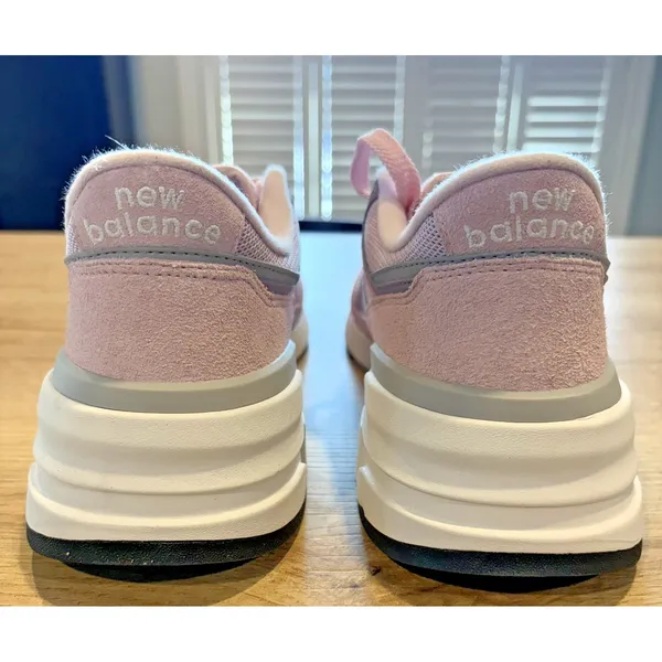 New Balance 977R Unisex Pink‎ Suede RETRO Sneakers NWOB - Image 6