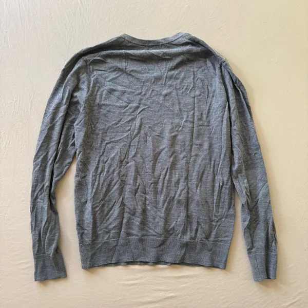 Uniqlo Wool V-Neck Sweater - Image 3