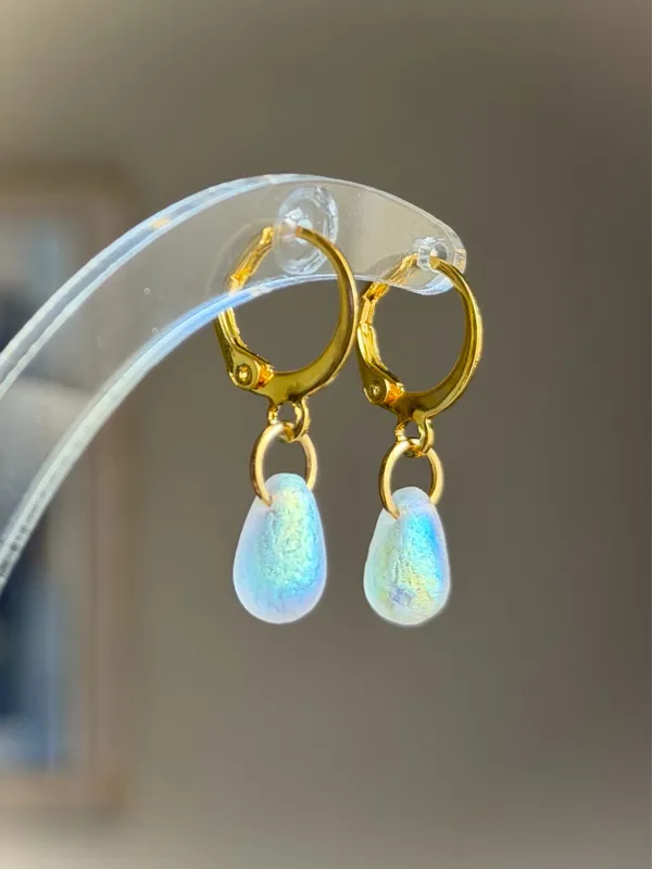 Handmade mini teardrop Czech glass simple minimalist earrings🤍 - Image 3