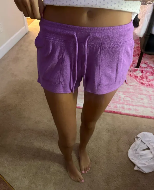 Alo Shorts Yoga - Image 3