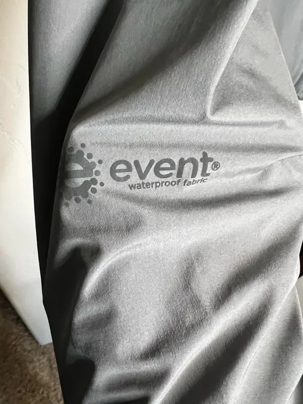 REI Women’s‎ Event Waterproof Gray Lightweight Windbreaker Jacket - Image 5