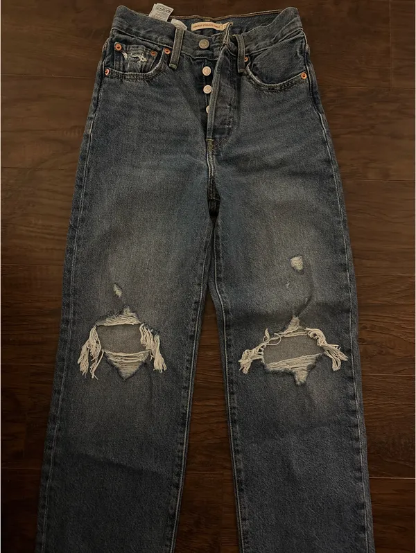 Levi’s Ribcage Straight - Image 2