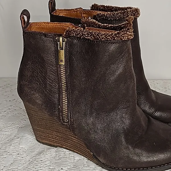 Lucky Brand Yorque leather brown wedge ankle booties boots sz 8 - Image 2