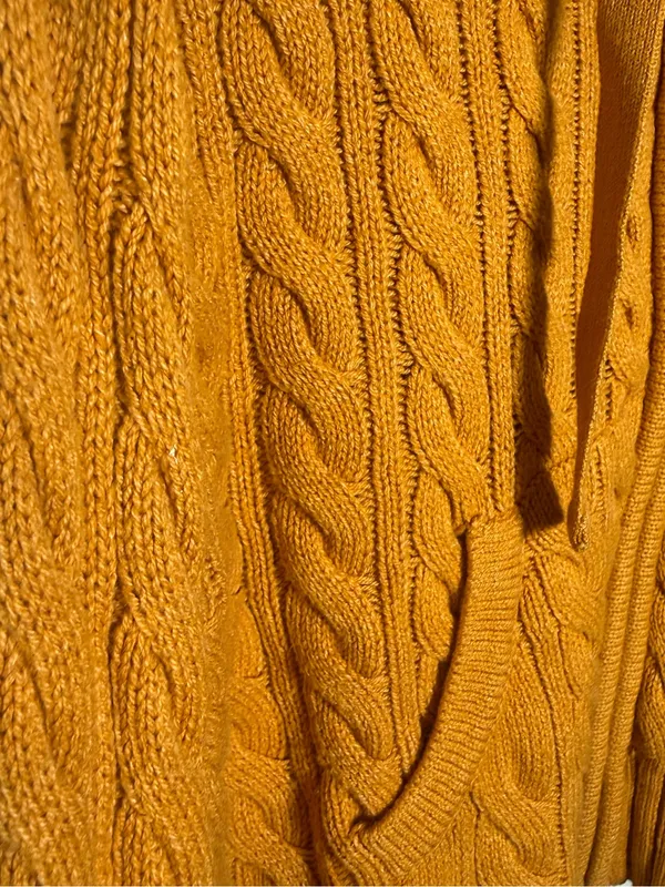 American Eagle Mustard Cable Knit Zip Hoodie Cropped Large - Image 4
