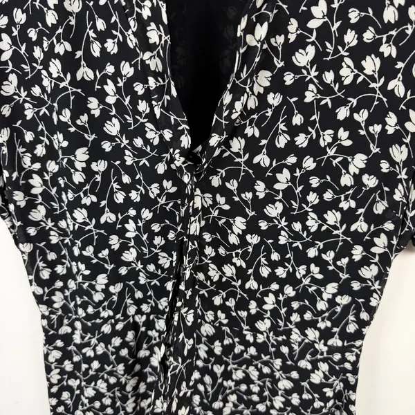 Reformation Reeds Ruffle Floral Georgette Midi Dress Size 0 Black Minimalist - Image 3