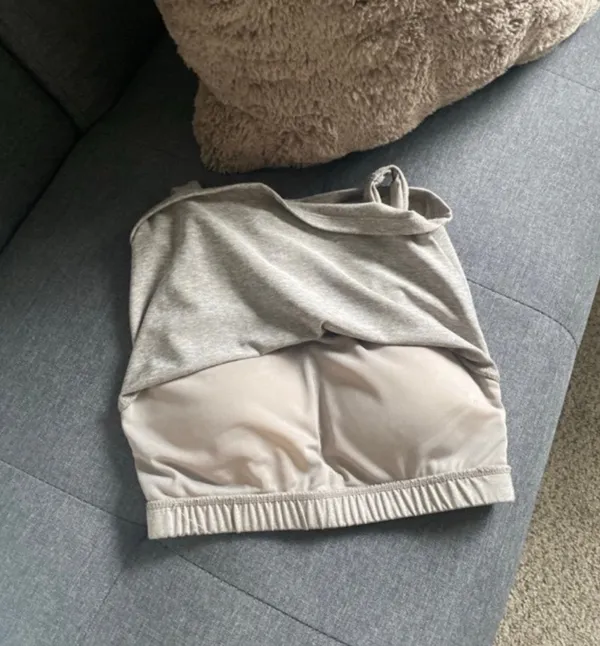 Workout tank with built in bra Gray Size undefined - Image 4