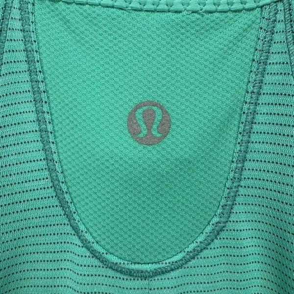 Lululemon Run Times Tank Top Size 4 Teal Built in Sports Bra Yoga Running Gym - Image 11