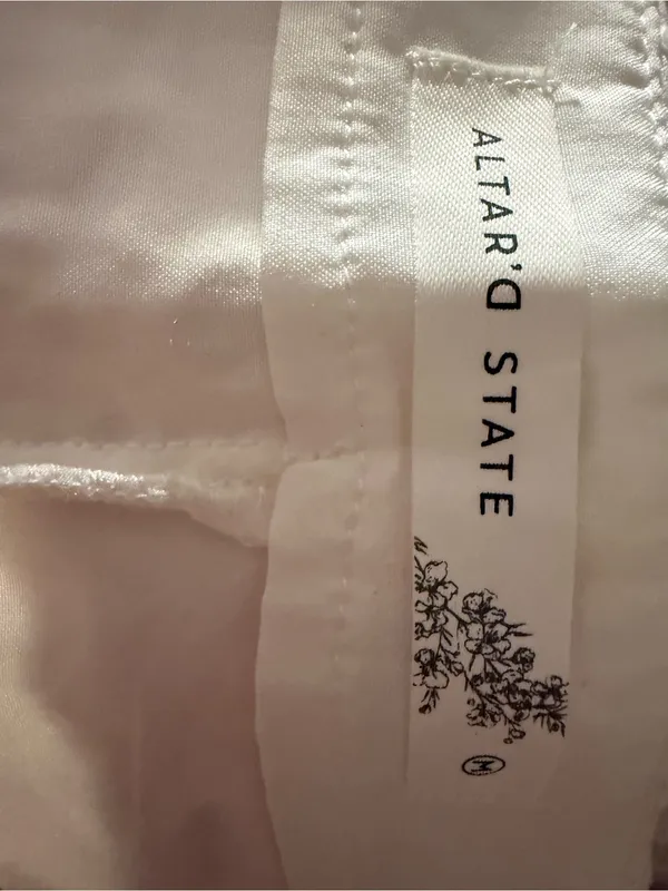 Altar’d State White Eyelet Shorts - Image 4