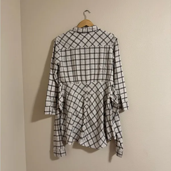 Steve Madden Black and White Checkered shirt - Image 3