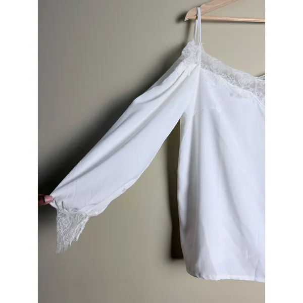 Women's Cold Shoulder Blouse S White Lace Long Sleeve Fairy Romantic Party Night - Image 5