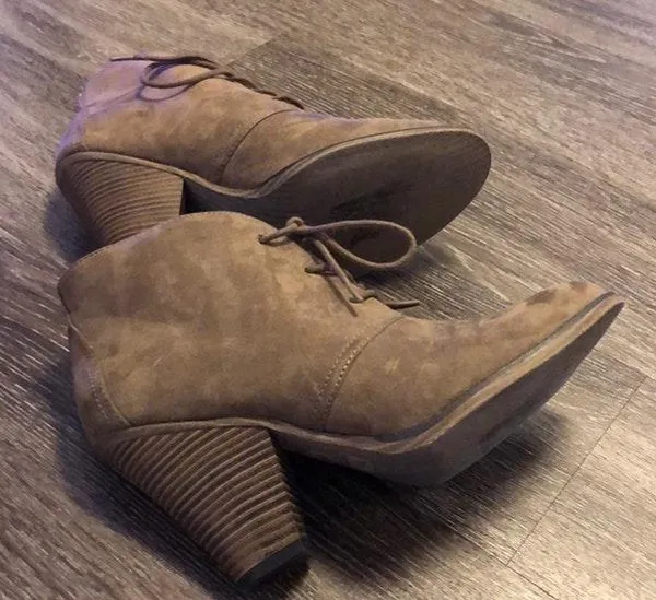 MIA Chunky Heel Booties SZ 10 - Image 2