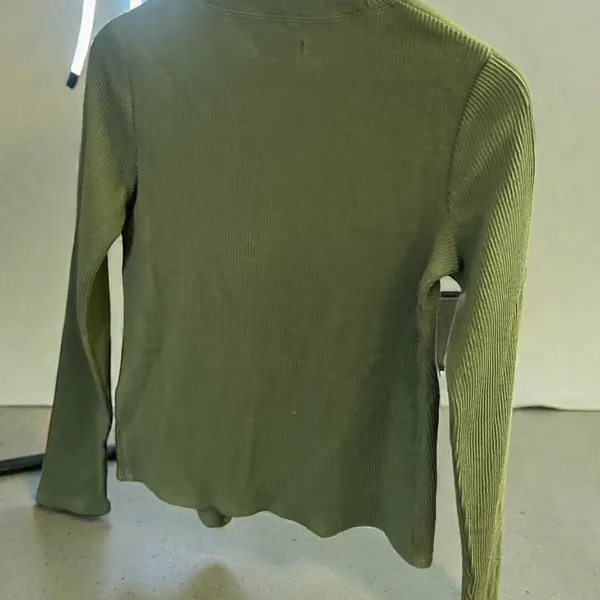 Madewell Womens Jacquard Elwood Knot Front Ribbed Top In Green - Image 10