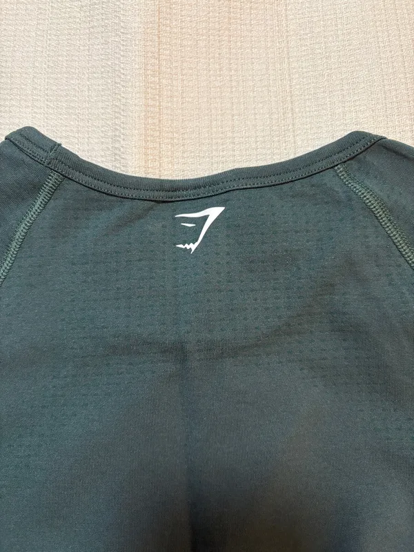 Gymshark Long Sleeve Vital Crop Top - Image 7