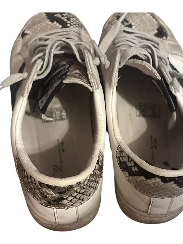 Vintage Havana Betsy White Leather Star Sneakers with Black Snakeprint Accents - Image 4