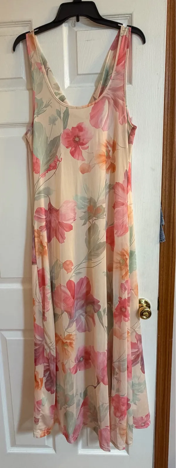 GalTyme Plus Size Elegant Floral Print Sleeveless - Image 3