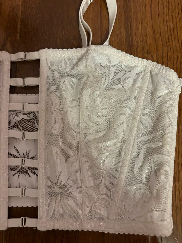 NWT Victoria’s secret very sexy malibu lace shimmer bustier corset bra - Large - Image 5