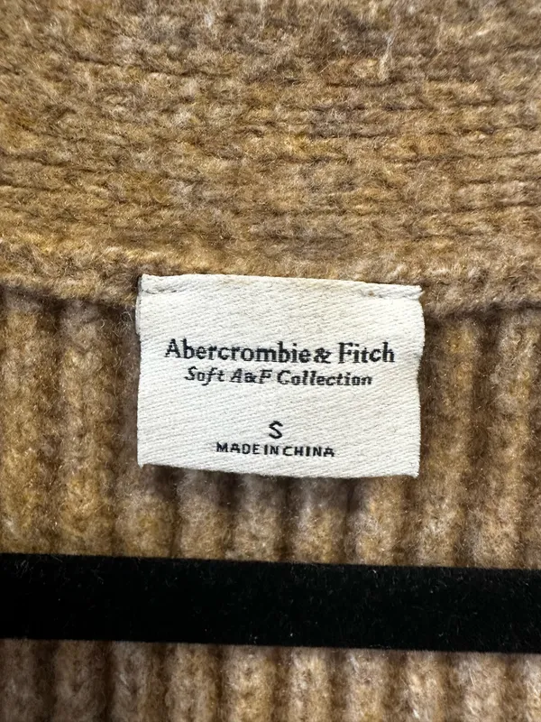 Abercrombie & Fitch cardigan - Image 3