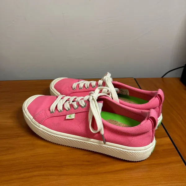 Cariuma OCA Low Rose Pink Lemonade Canvas Sneakers Lace Up W8‎ - Image 3