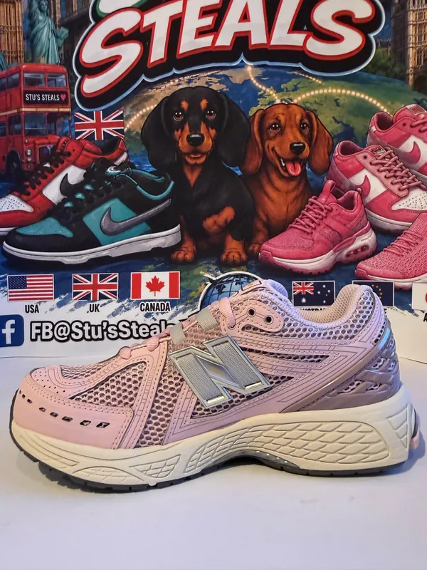 New Balance 1906 size 6W/4.5Y - Image 5