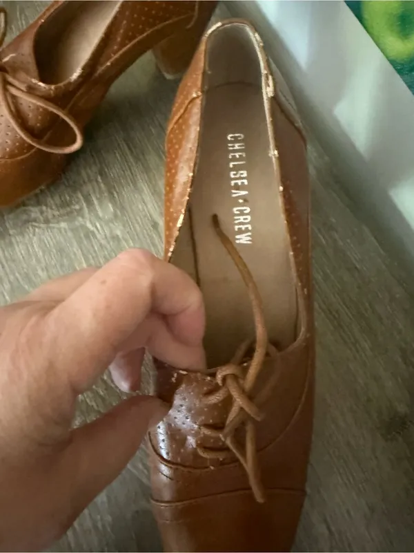 chelsea crew Brown Lace-Up Mid Heel Pumps - Image 2