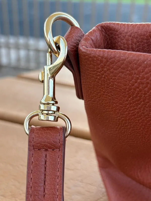 Universal Threads Brown Faux Leather Slouchy Crossbody Bag - Image 4