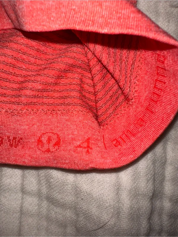 Lululemon Run: Swiftly Tech Long Sleeve Shirt size 4 - Image 7