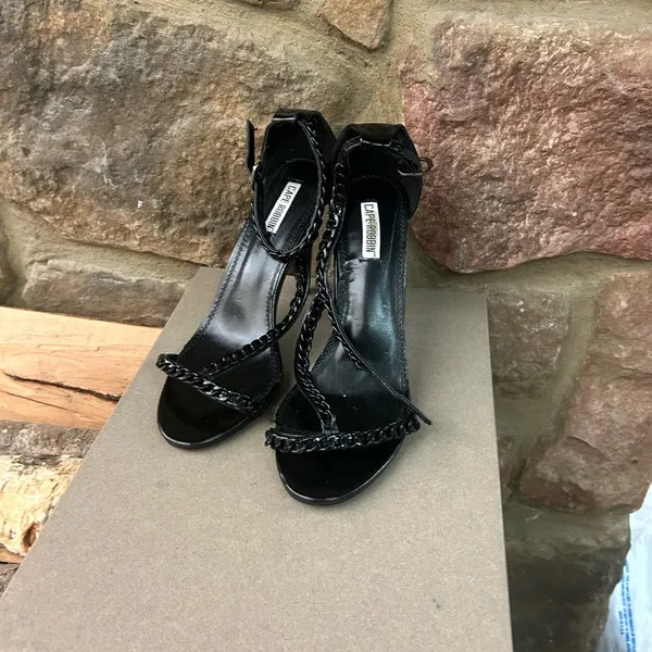 Cape Robbin”size 9 black heels- great shape! Holiday fit! - Image 8