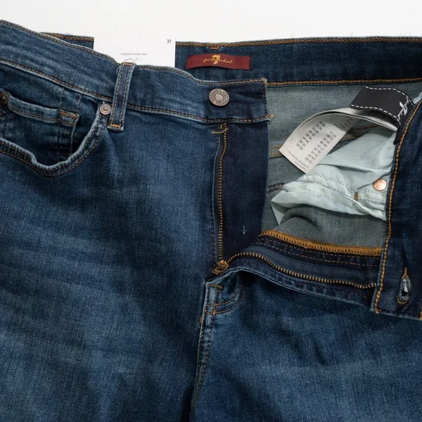 7 For All Mankind - Alexa Crop Straight Leg‎ Jeans - Image 10